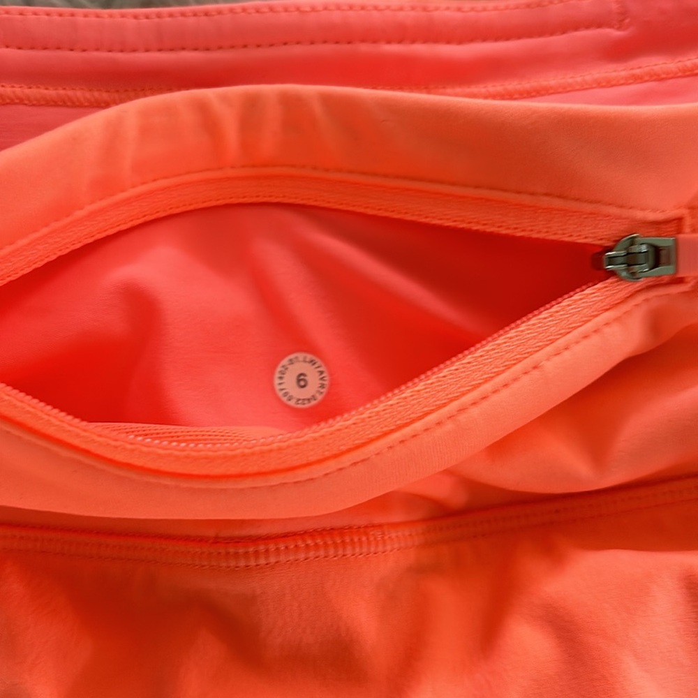 NWT Lululemon Athletica Speed up running shorts Sunset size 6 MR 4” inseam - Picture 6 of 6